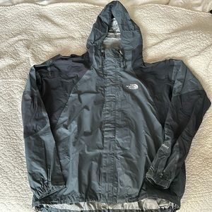 Worn men’s north face jacket, 2 tone grey in size XL